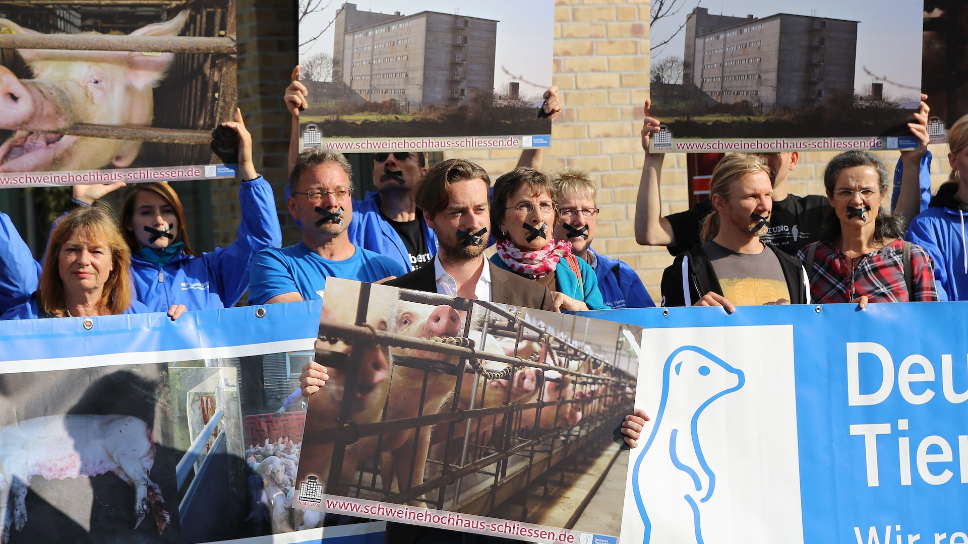 Gli animalisti ci hanno abituato alle proteste più disparate