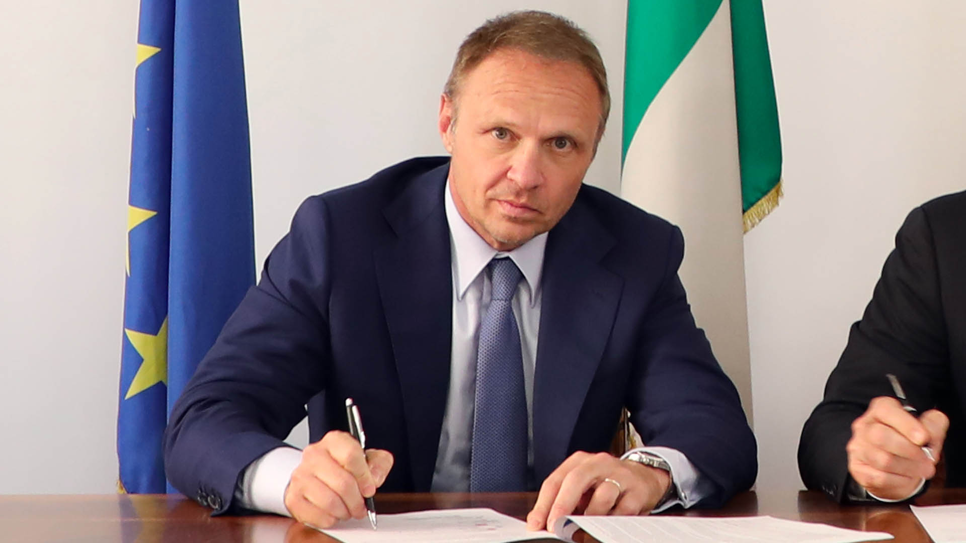 Il ministro dell'agricoltura, sovranità alimentare e foreste Francesco Lollobrigida ha scritto una nota al ministro dell'Interno Matteo Piantedosi