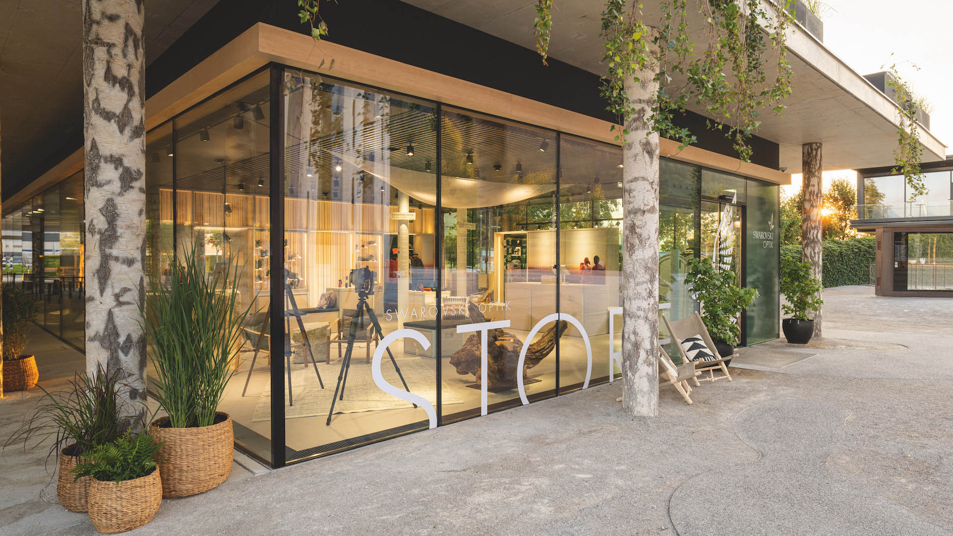 Il nuovo Swarovski Optik Store è pensato per diventare il punto di riferimento per clienti del marchio e in generale per tutti gli amanti della natura