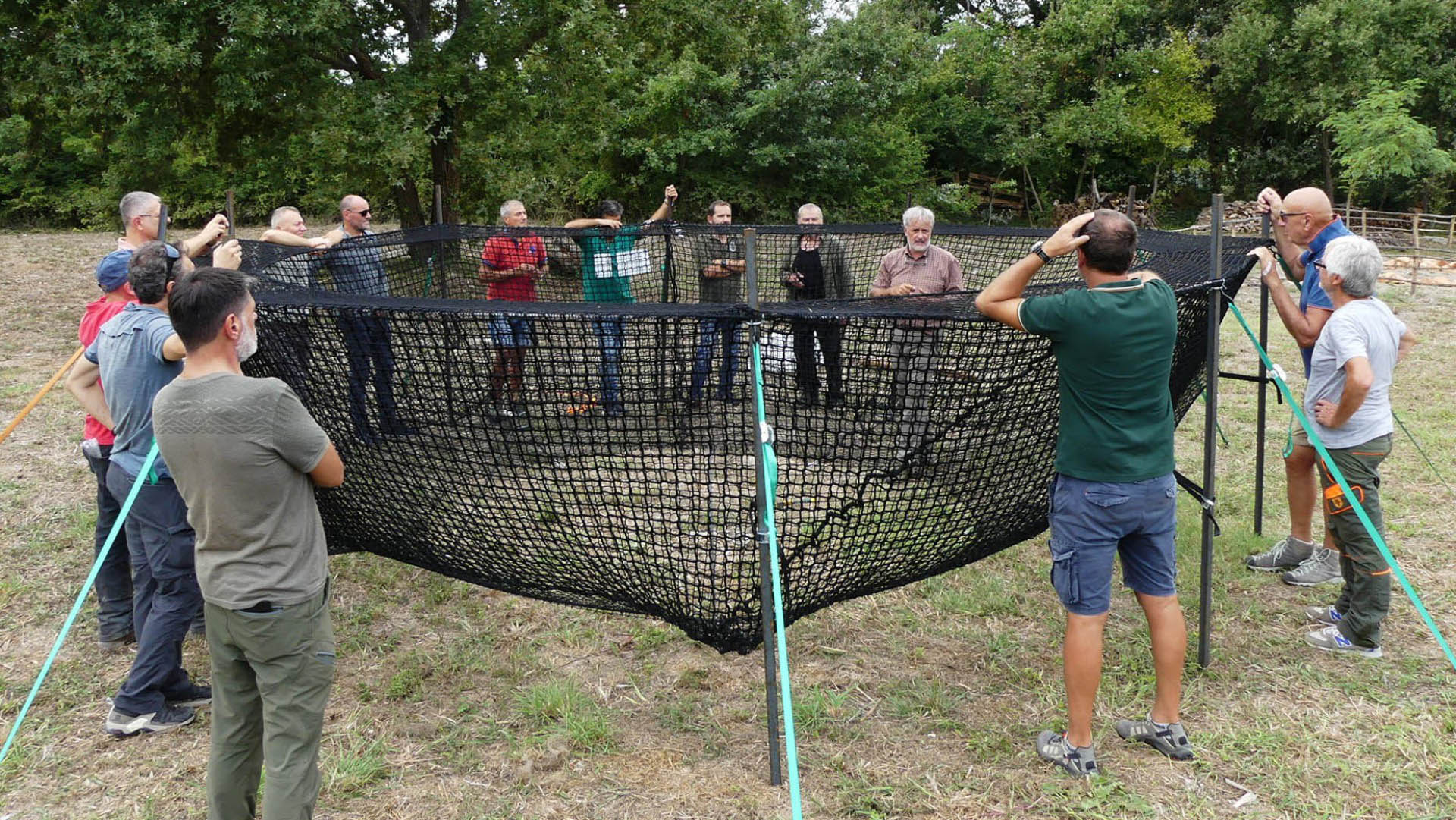 L'intesa raggiunta tra Comune di Ancona e Urca Marche prevede l'utilizzo del sistema multicattura Pig brig trap system. In questa immagine è documentato l'evento di formazione preliminare condotto da Dream Italia, rivenditore ufficiale del dispositivo sul territorio nazionale